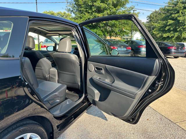 2012 Toyota Prius v Five