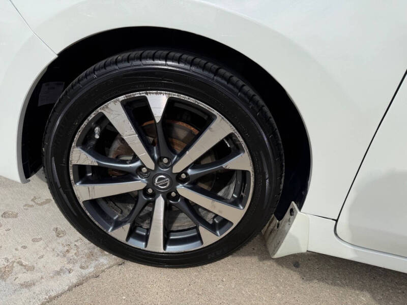 2017 Nissan Altima 2.5 SR