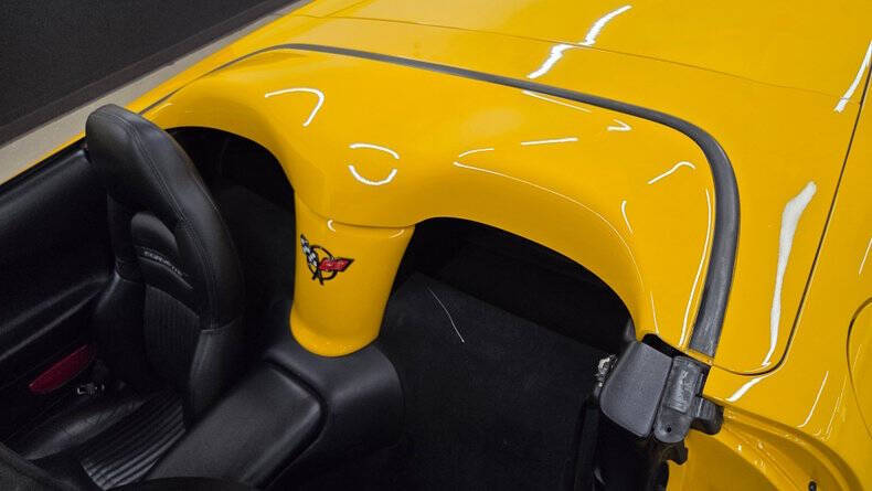 2004 Chevrolet Corvette