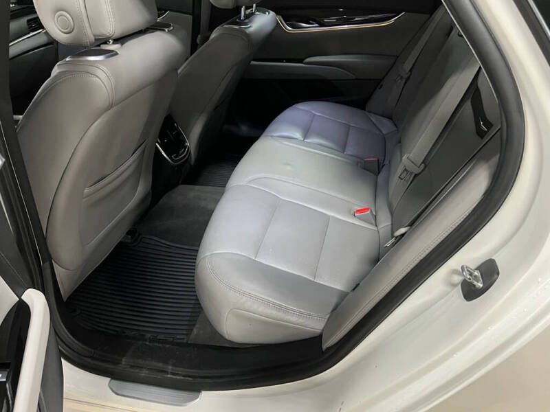 2013 Cadillac XTS Premium Collection