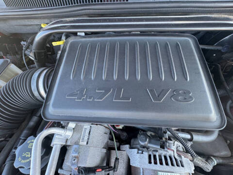 2005 Jeep Grand Cherokee Laredo