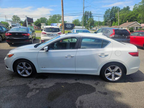 2013 Acura ILX 2.0L w/Premium