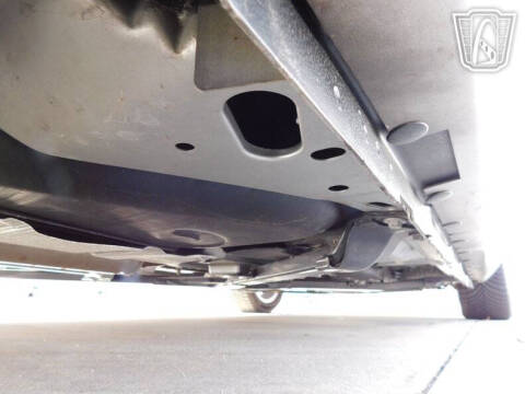 2005 Ford Thunderbird Deluxe