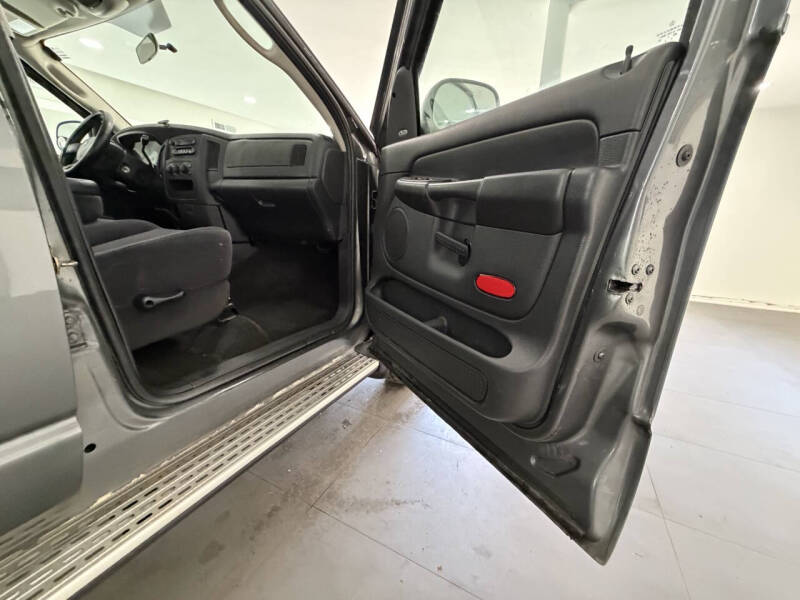 2005 Dodge Ram 1500 SLT