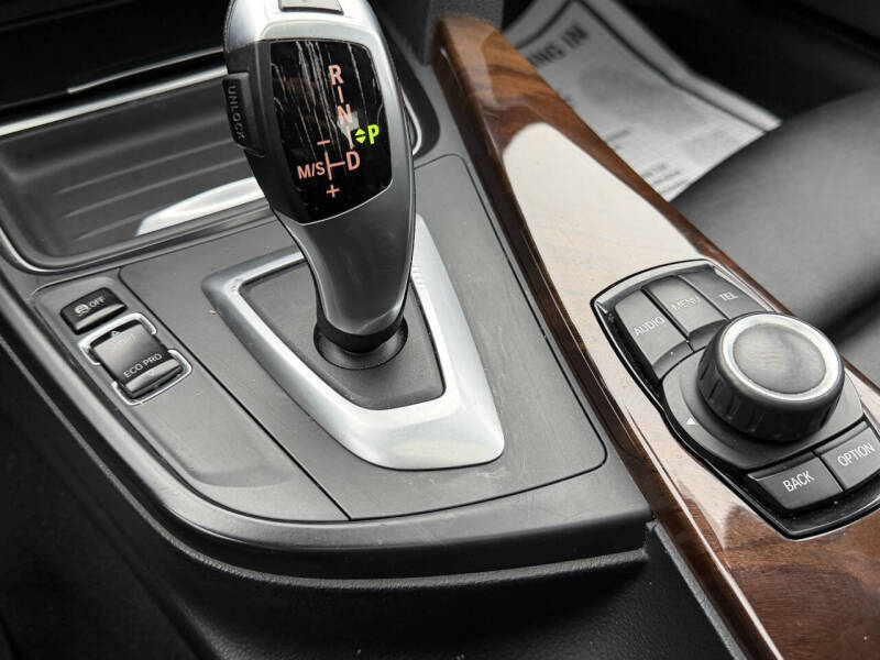 2014 BMW 3 Series 320i xDrive