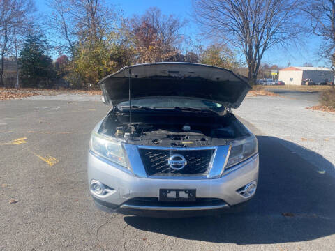 2015 Nissan Pathfinder S