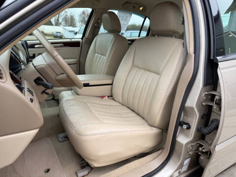 2006 Lincoln Town Car Signature