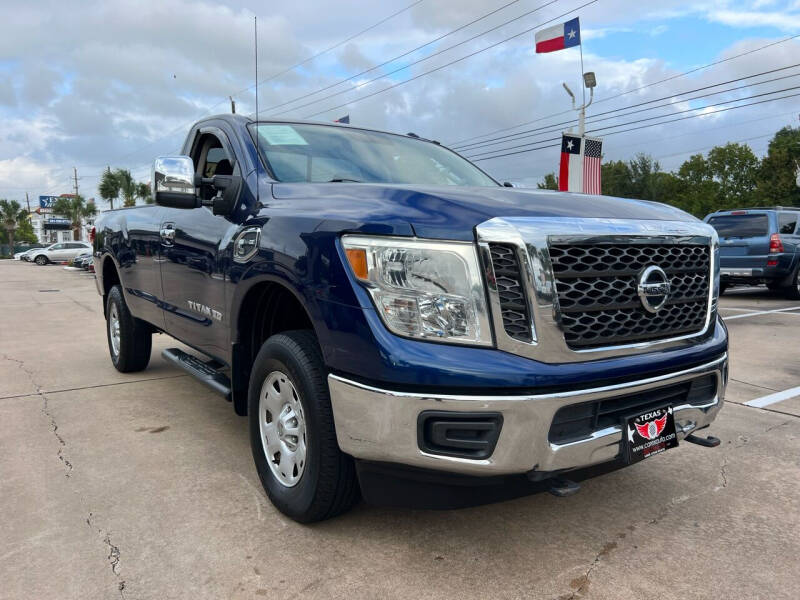 2017 Nissan Titan XD SV
