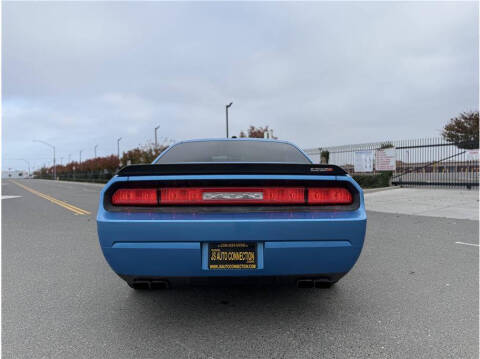 2010 Dodge Challenger SRT8