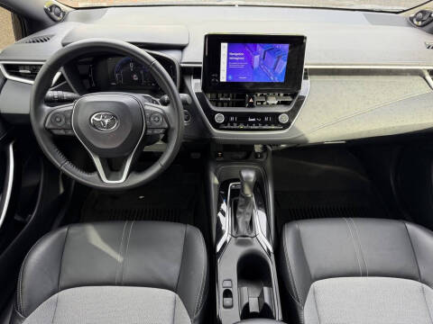 2025 Toyota Corolla Hatchback XSE