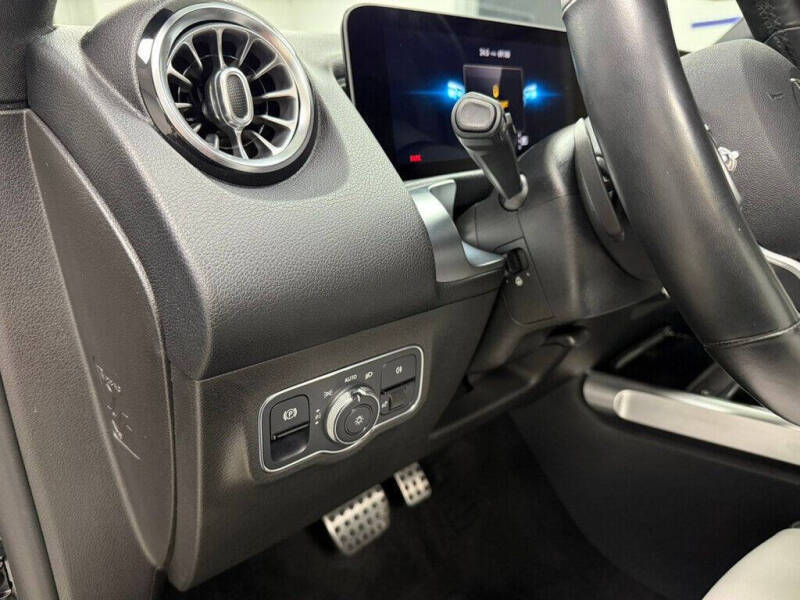 2021 Mercedes-Benz GLB GLB 250 4MATIC