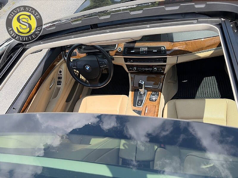 2011 BMW 5 Series 535i