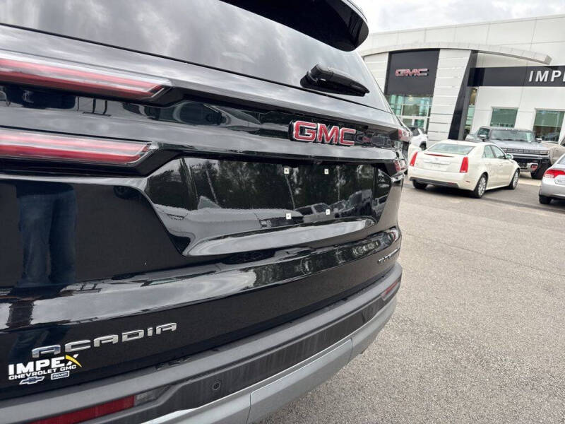 2025 GMC Acadia Elevation