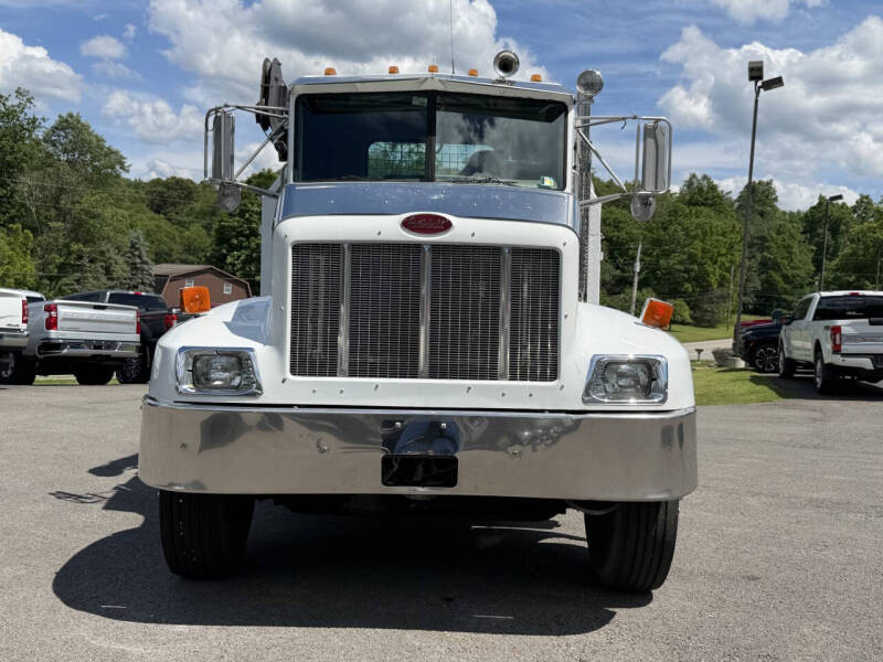 2001 Peterbilt 330