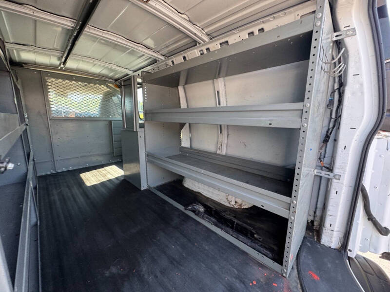 2011 Chevrolet Express 2500