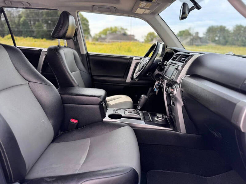 2016 Toyota 4Runner SR5