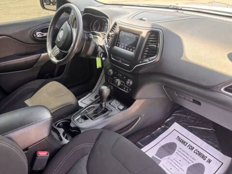 2019 Jeep Cherokee Latitude