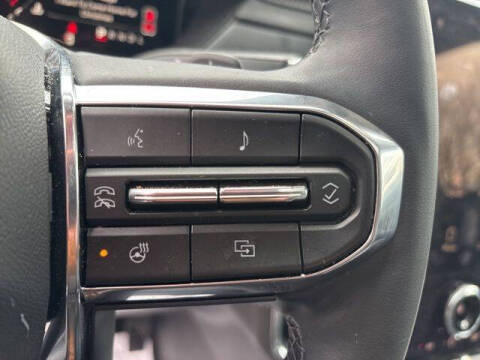 2024 GMC Acadia Elevation