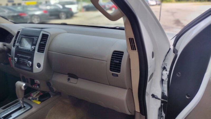 2014 Nissan Frontier S