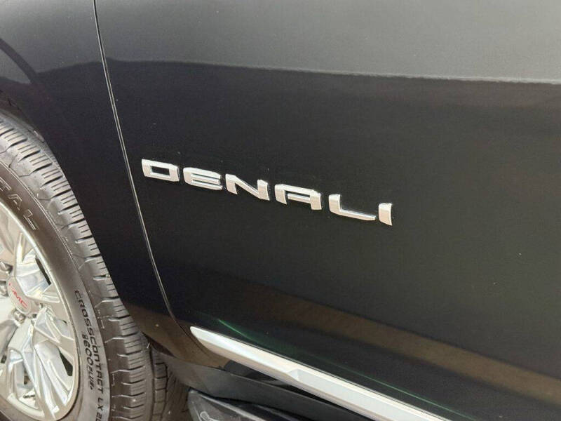 2024 GMC Yukon Denali