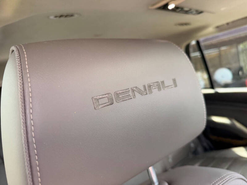 2015 GMC Yukon Denali