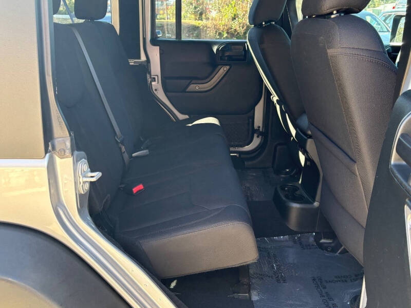 2017 Jeep Wrangler Unlimited Sport