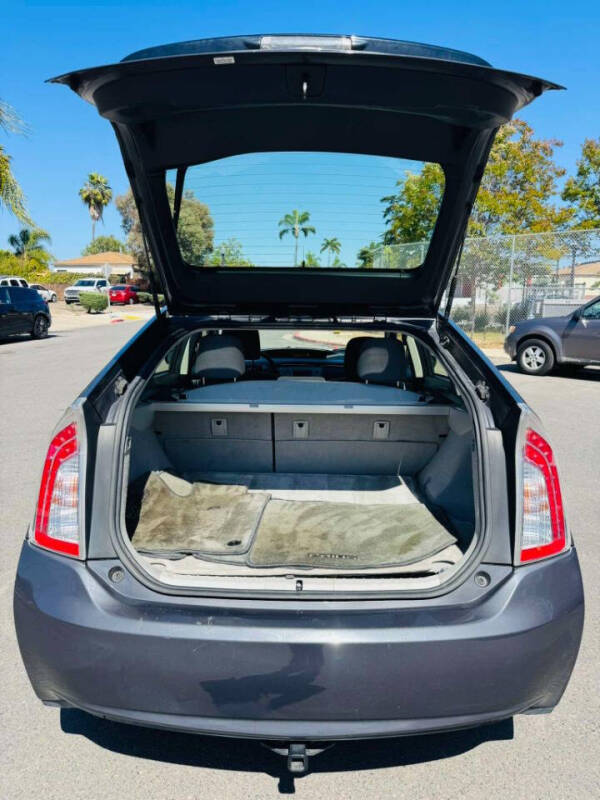 2012 Toyota Prius Three