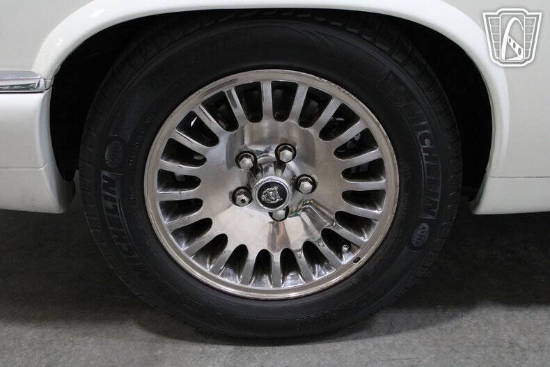 1995 Jaguar XJ-Series XJS V12