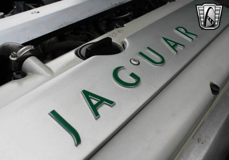 1997 Jaguar XJ-Series Vanden Plas