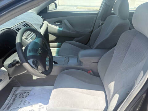 2011 Toyota Camry LE