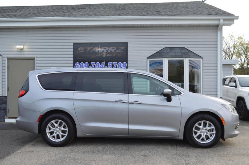 2017 Chrysler Pacifica LX