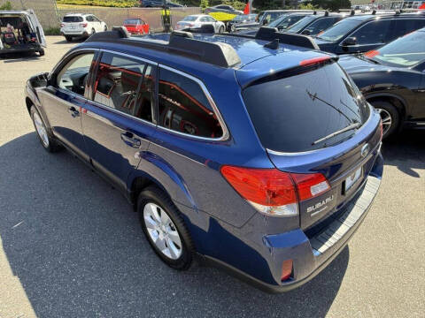 2011 Subaru Outback 2.5i Limited