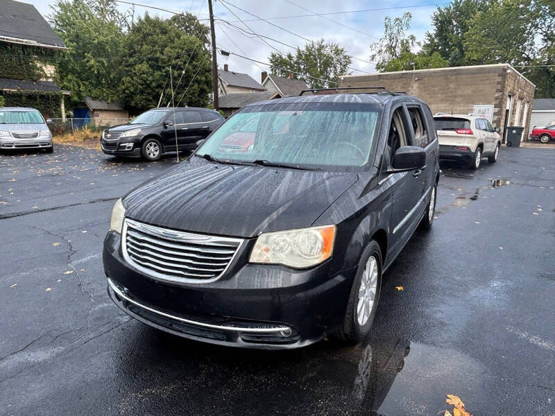 2014 Chrysler Town and Country Touring