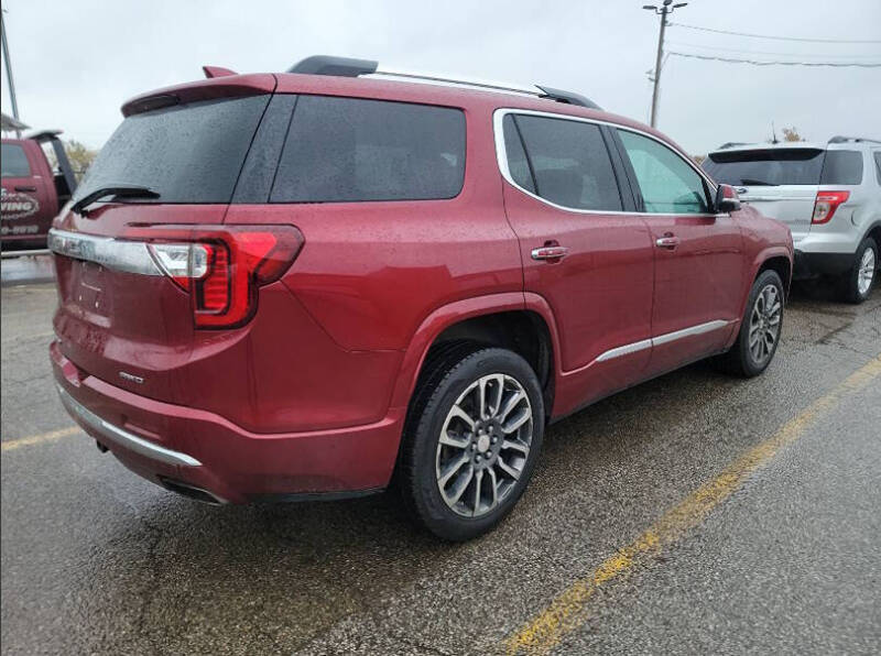 2020 GMC Acadia Denali