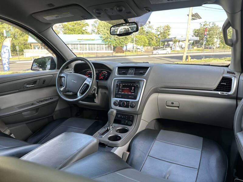 2016 GMC Acadia SLE-2