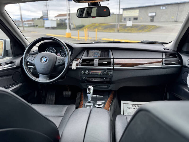 2009 BMW X5 xDrive30i