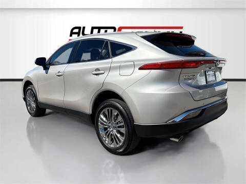 2024 Toyota Venza XLE