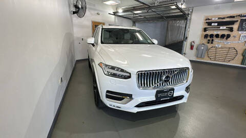2023 Volvo XC90 B5 Plus Bright Theme