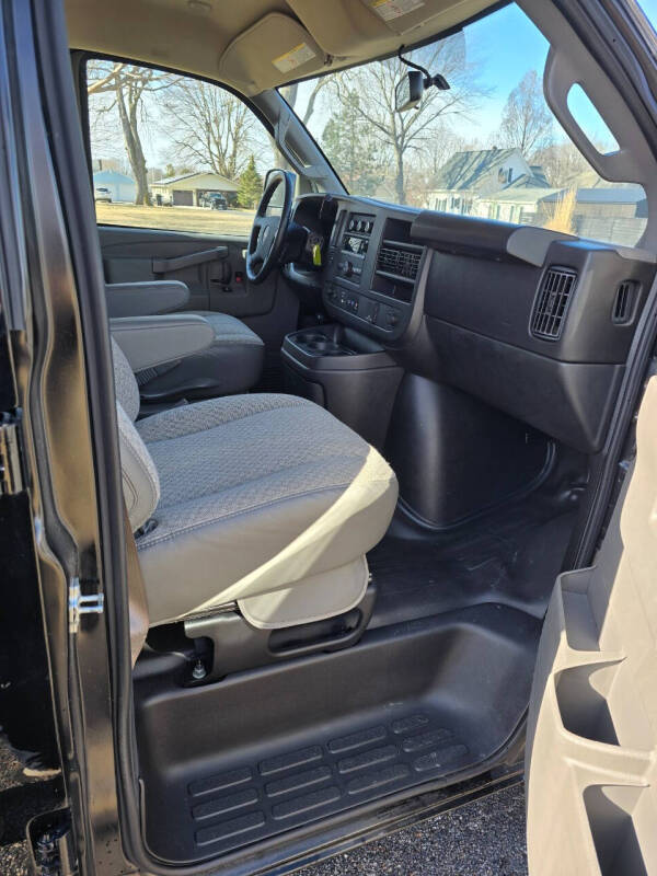 2023 GMC Savana 3500
