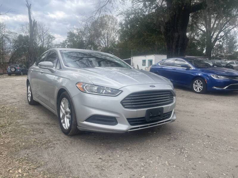 2016 Ford Fusion SE