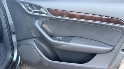 2015 Audi Q3 2.0T Premium Plus