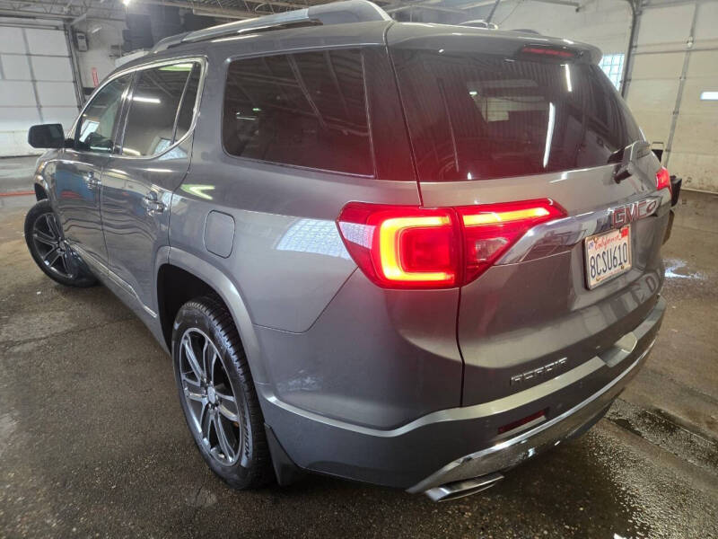 2018 GMC Acadia Denali