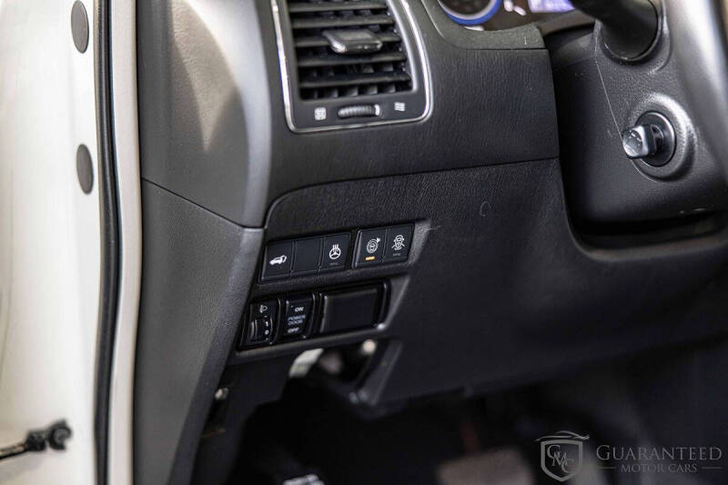 2019 Nissan Armada Platinum