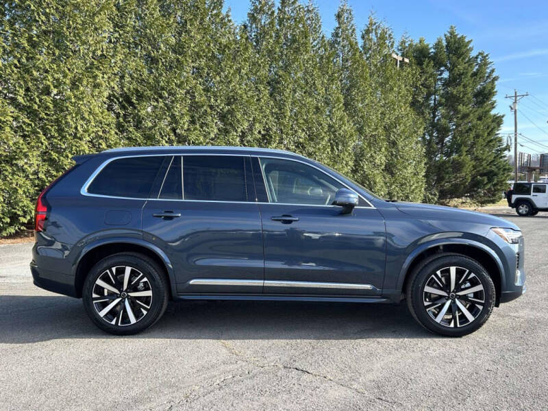 2026 Volvo XC90 B6 Core