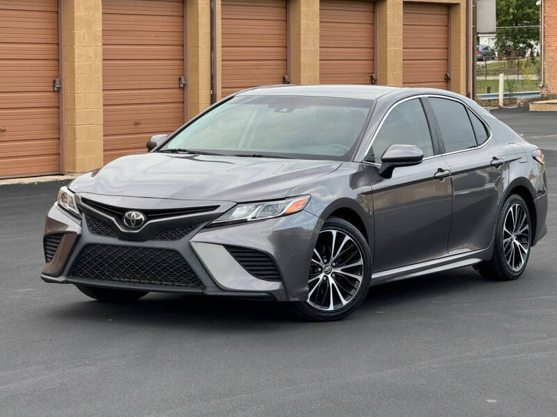 2018 Toyota Camry for sale at AE AUTO BROKERS INC in Roselle IL