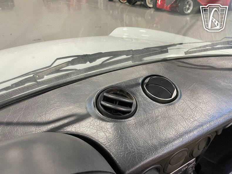 1991 Alfa Romeo Spider Veloce