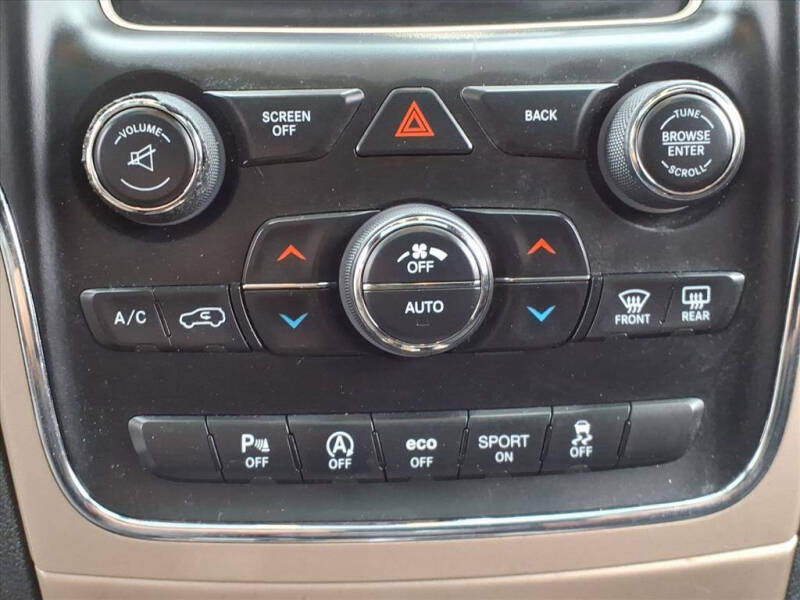 2016 Jeep Grand Cherokee Laredo E