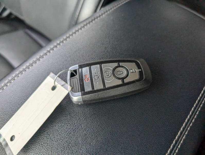 2018 Ford Edge Titanium