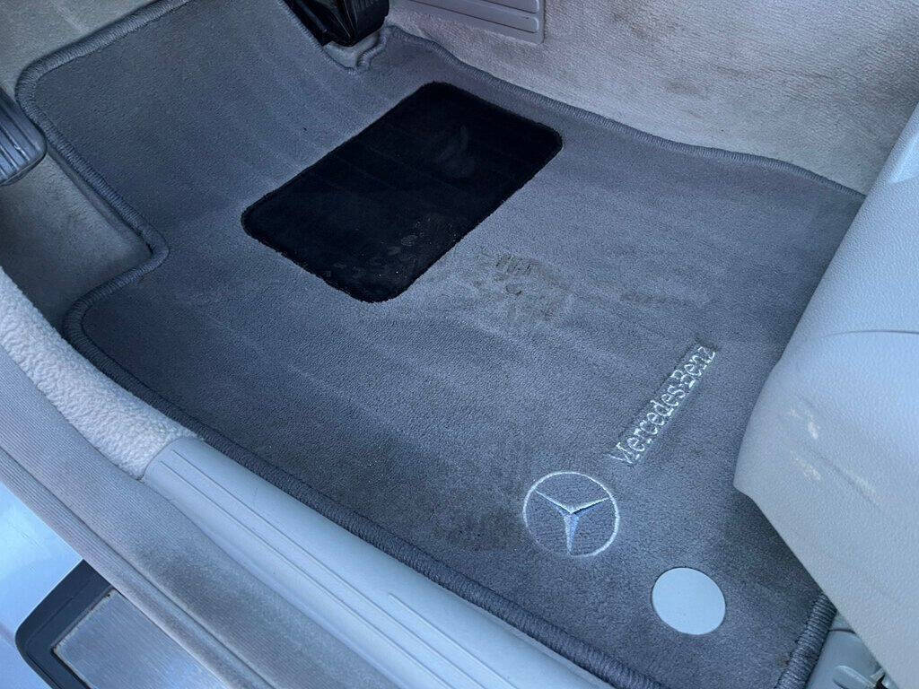 2006 Mercedes-Benz E-Class 20
