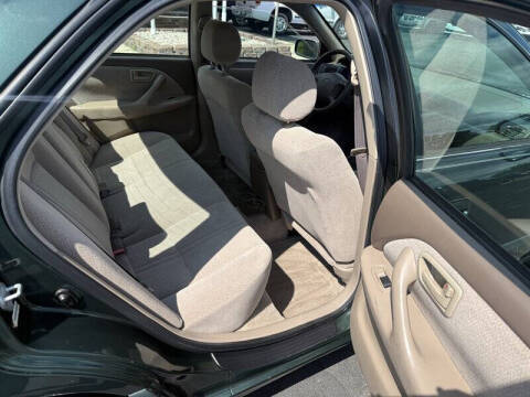 2001 Toyota Camry LE
